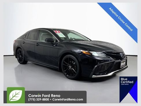 Used 2022 Toyota Camry XSE FWD image 1