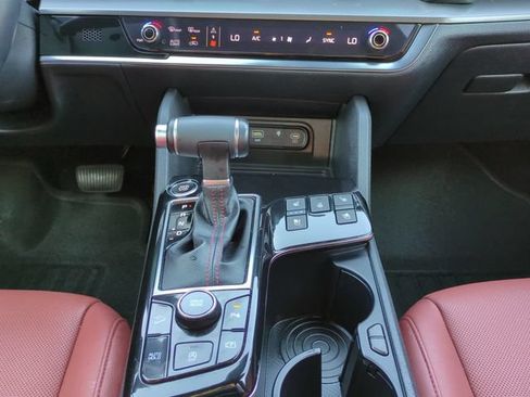 Used 2023 Kia Sportage SX FWD image 19