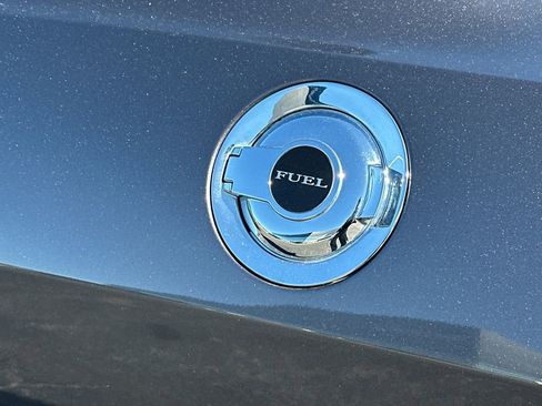 Used 2020 Dodge Challenger SXT image 30