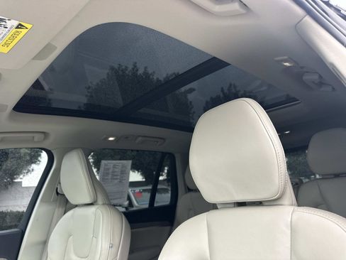 Certified 2023 Volvo XC90 T8 Ultimate image 35