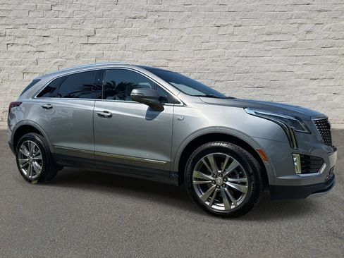 Used 2024 Cadillac XT5 Premium Luxury image 6