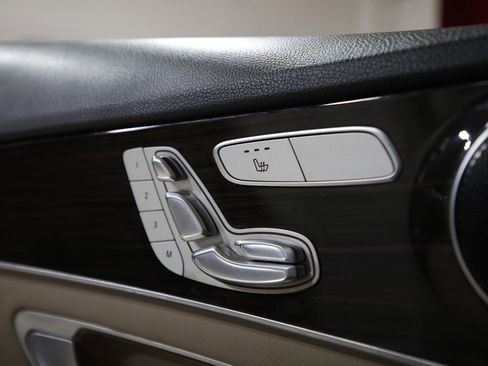 Used 2018 Mercedes-Benz C 300 C300 Premium image 21