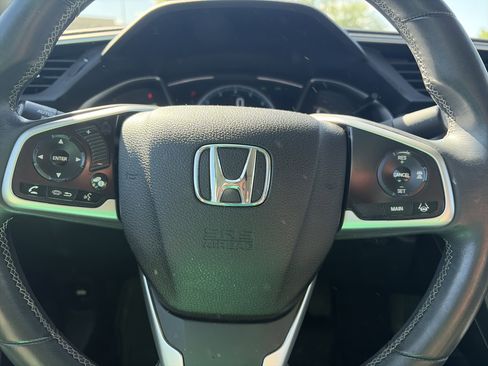 Used 2017 Honda Civic Touring image 21