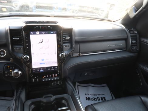 Used 2022 RAM 1500 Limited w/ Bed Utility Group image 11