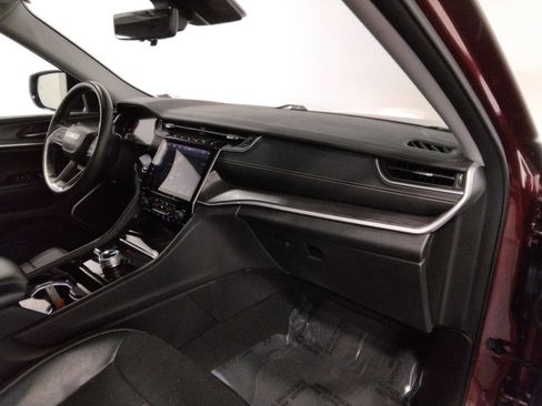 Used 2022 Jeep Grand Cherokee L Limited w/ Luxury Tech Group II image 50