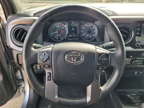 Used 2023 Toyota Tacoma TRD Off-Road image 21