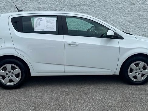 Used 2014 Chevrolet Sonic LS FWD image 3