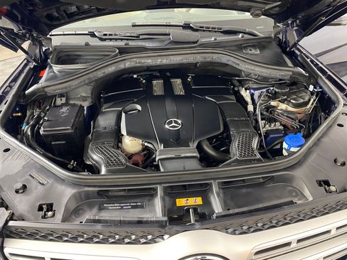 Used 2018 Mercedes-Benz GLS 450 4MATIC image 34