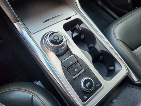 Used 2022 Ford Explorer Timberline image 25