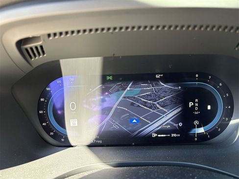 Used 2022 Volvo XC60 B5 Inscription w/ Advanced Package image 18