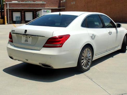 Used 2014 Hyundai Equus Signature image 6
