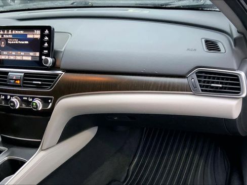 Used 2018 Honda Accord EX-L image 17