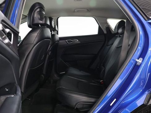 Used 2023 Kia Sportage EX FWD image 32