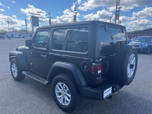 Used 2023 Jeep Wrangler Sport S image 6