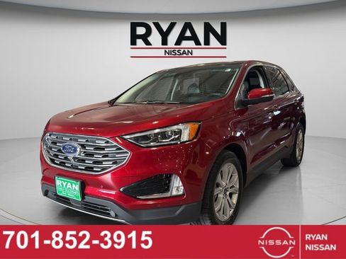 Used 2019 Ford Edge Titanium w/ Equipment Group 301A AWD/4WD image 13