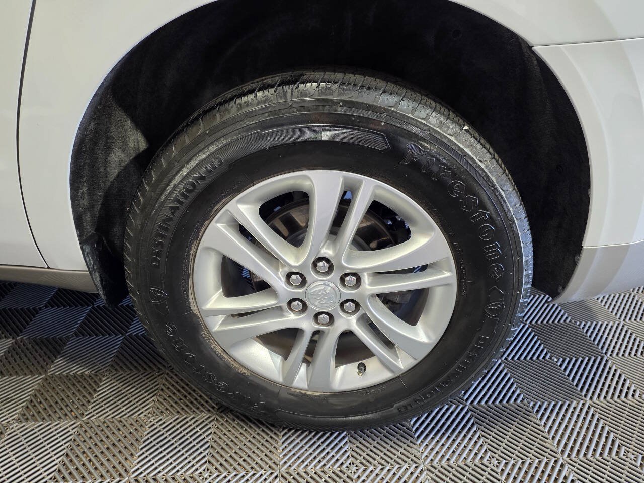 Used 2020 Buick Enclave Essence FWD image 35
