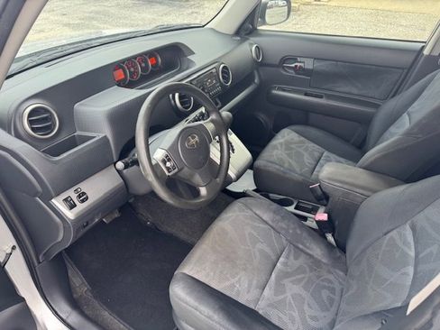 Used 2012 Scion xB image 13