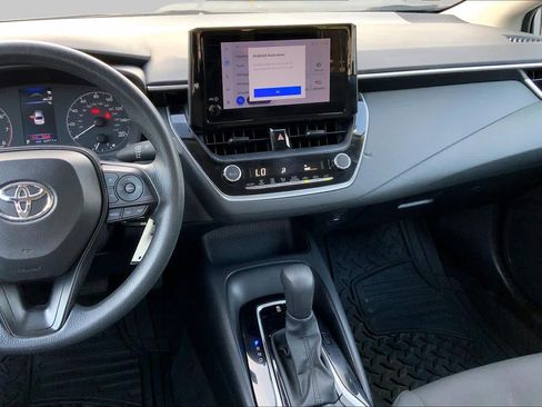 Used 2024 Toyota Corolla LE FWD image 7