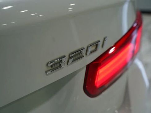 Used 2016 BMW 320i Sedan RWD image 43