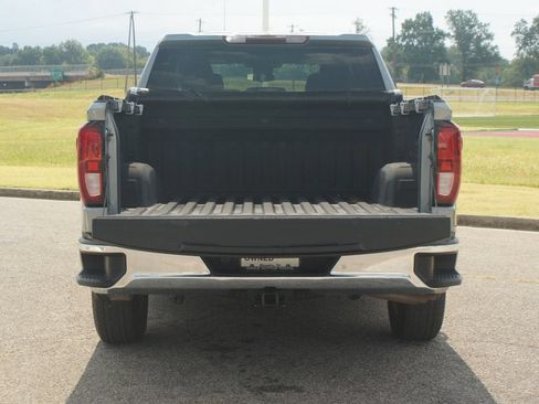 Used 2024 GMC Sierra 1500 Pro w/ Pro Value Package RWD image 15
