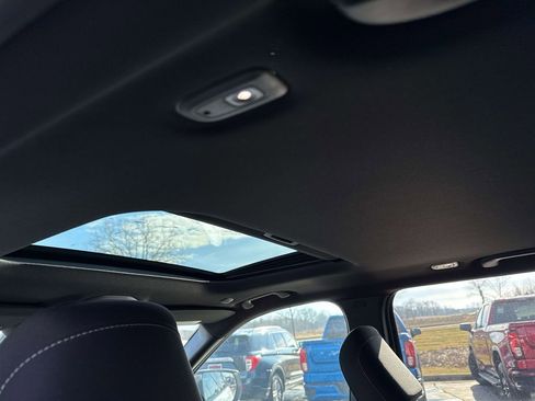 New 2025 Jeep Grand Cherokee Laredo X w/ Luxury Tech Group I image 9