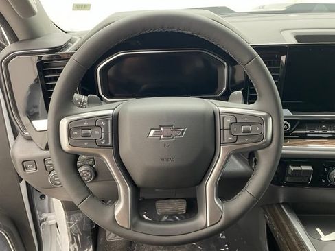 New 2026 Chevrolet Silverado 1500 LT Trail Boss w/ Convenience Package II AWD/4WD image 12