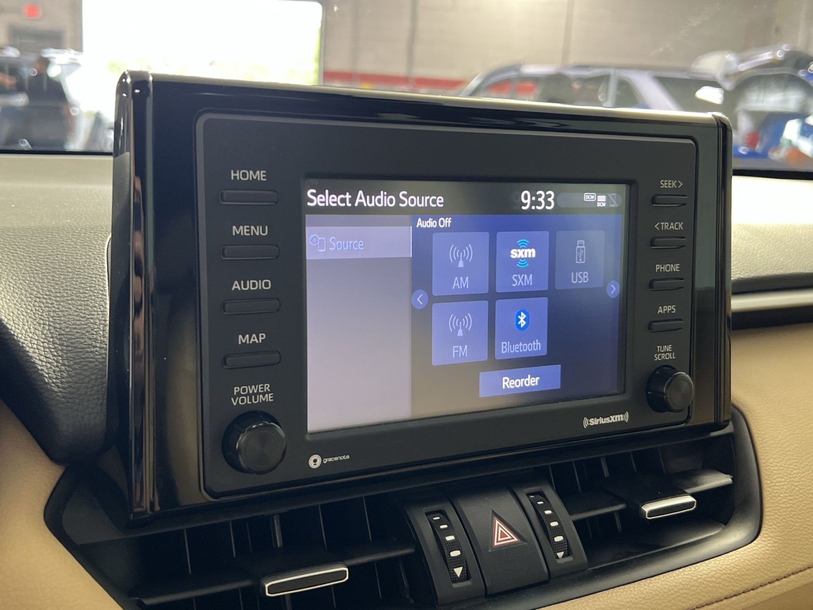 Used 2022 Toyota RAV4 XLE Premium AWD/4WD image 18