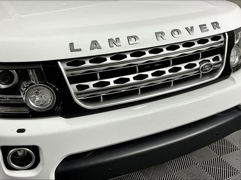 Used 2016 Land Rover LR4 HSE LUX image 31