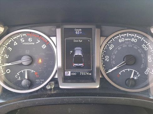 Used 2021 Toyota Tacoma SR5 image 7