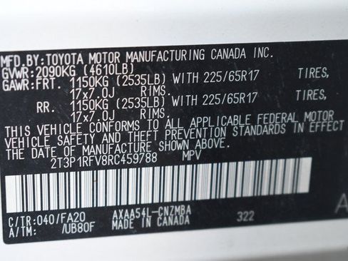 Used 2024 Toyota RAV4 XLE AWD/4WD image 33