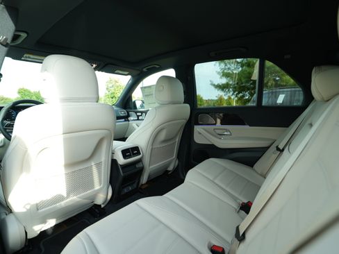 New 2026 Mercedes-Benz GLE 450 4MATIC image 39