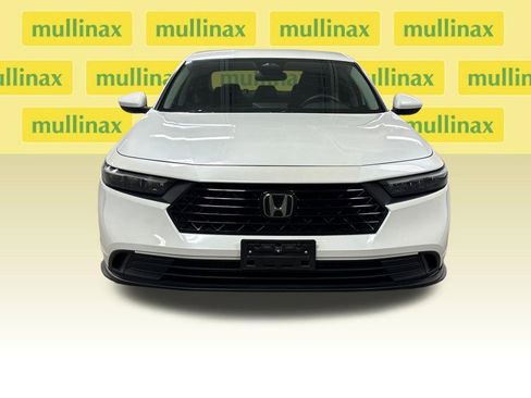 Used 2023 Honda Accord LX image 5