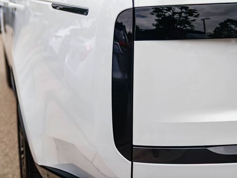 New 2026 Land Rover Range Rover SE AWD/4WD image 7
