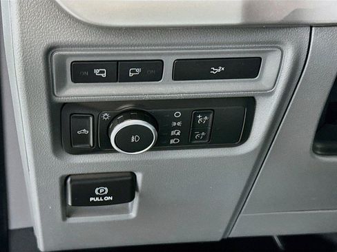 Used 2022 Ford F150 XLT w/ Equipment Group 302A High AWD/4WD image 10