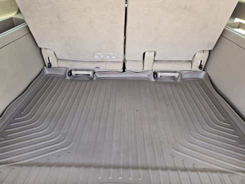 Used 2013 GMC Yukon XL SLT RWD image 30