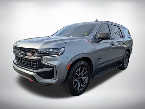 Used 2022 Chevrolet Tahoe Z71 w/ Z71 Off-Road Package AWD/4WD image 8