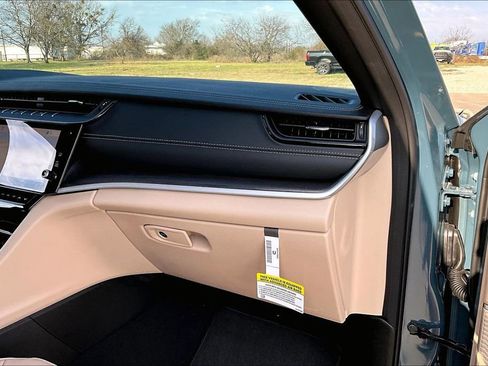 New 2026 Jeep Grand Cherokee Limited AWD/4WD image 29