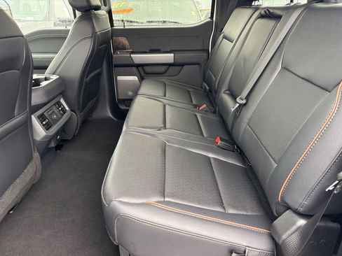 New 2026 Ford F250 Lariat w/ Black Appearance Package image 20