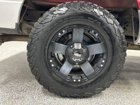 Used 2013 Ford F150 XLT w/ Luxury Equipment Group image 7