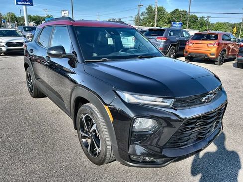 Used 2021 Chevrolet TrailBlazer RS w/ Sun and Liftgate Package AWD/4WD image 10
