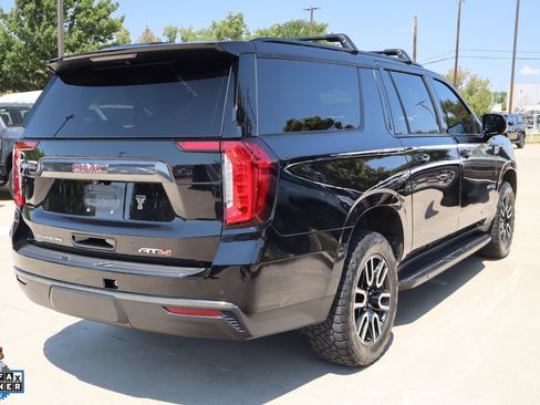 Used 2023 GMC Yukon XL AT4 AWD/4WD image 3