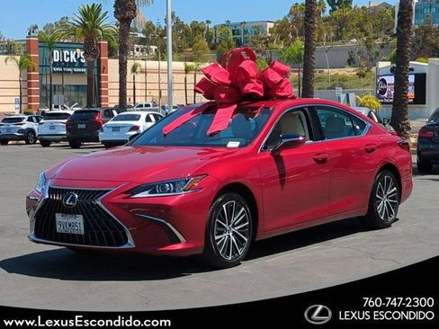 Used 2025 Lexus ES 300h w/ Premium Package FWD image 1