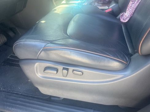 Used 2017 Nissan Armada SL image 18