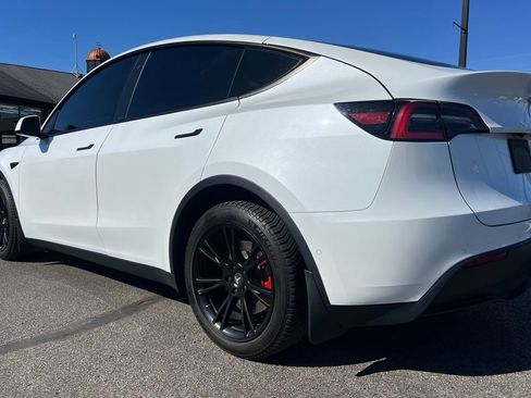 Used 2020 Tesla Model Y Long Range image 4
