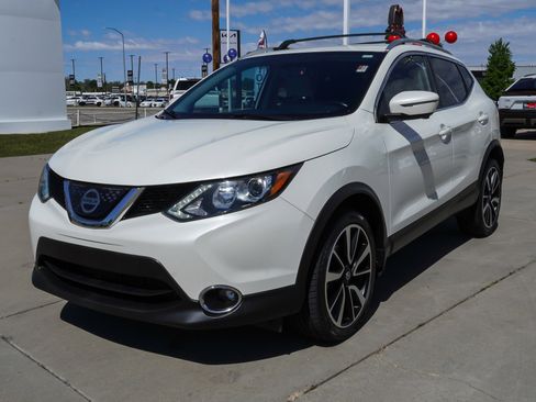 Used 2018 Nissan Rogue Sport SL AWD/4WD image 4