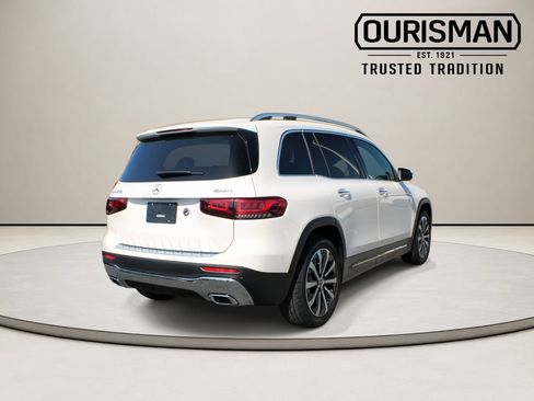 Used 2023 Mercedes-Benz GLB 250 4MATIC image 9