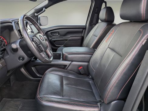 Used 2021 Nissan Titan PRO-4X w/ Pro-4x Convenience Package image 17