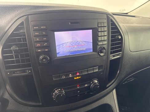 Used 2018 Mercedes-Benz Metris image 17