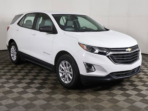 Used 2021 Chevrolet Equinox LS w/ LPO, Floor Liner Package image 2