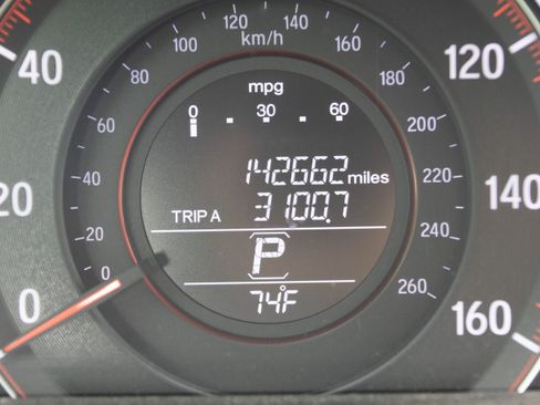 Used 2017 Honda Accord Sport image 21
